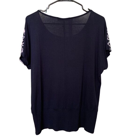 B.L.E.U. Elegant Navy Blue Embroidered Top – Size M - Picture 5 of 7